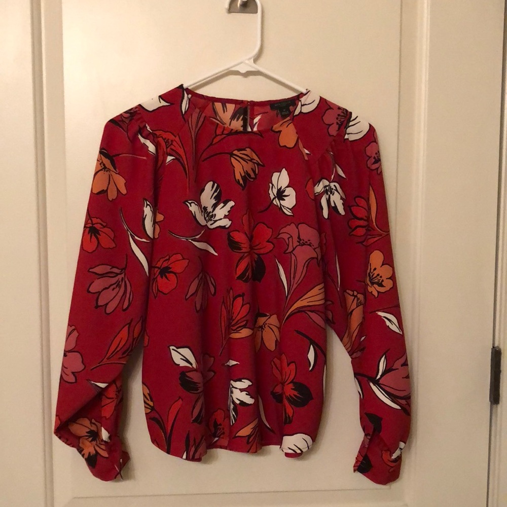 Ann Taylor Petite Floral Shirred Shoulder Top SP